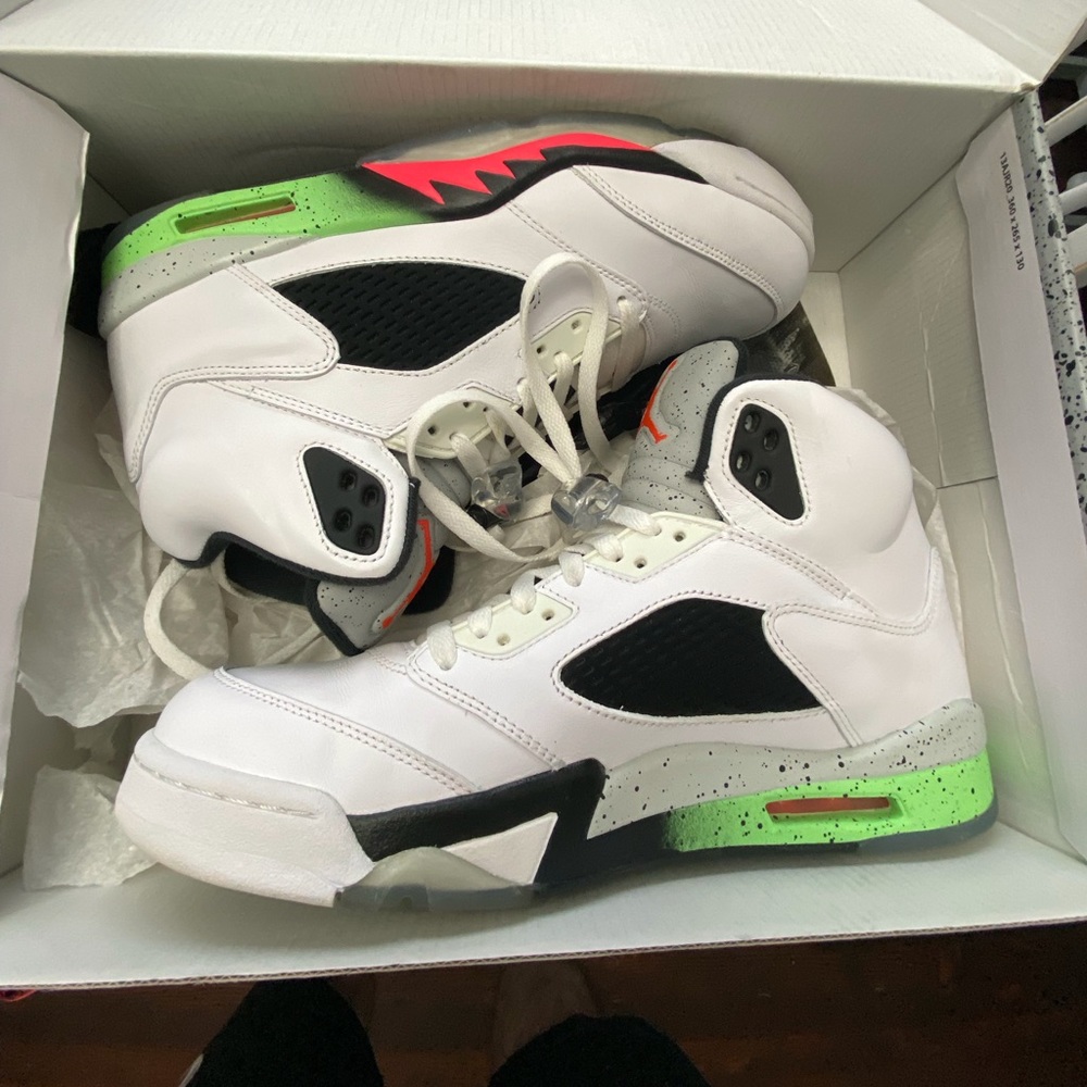 Nike Jordan 5 Retro sneakers